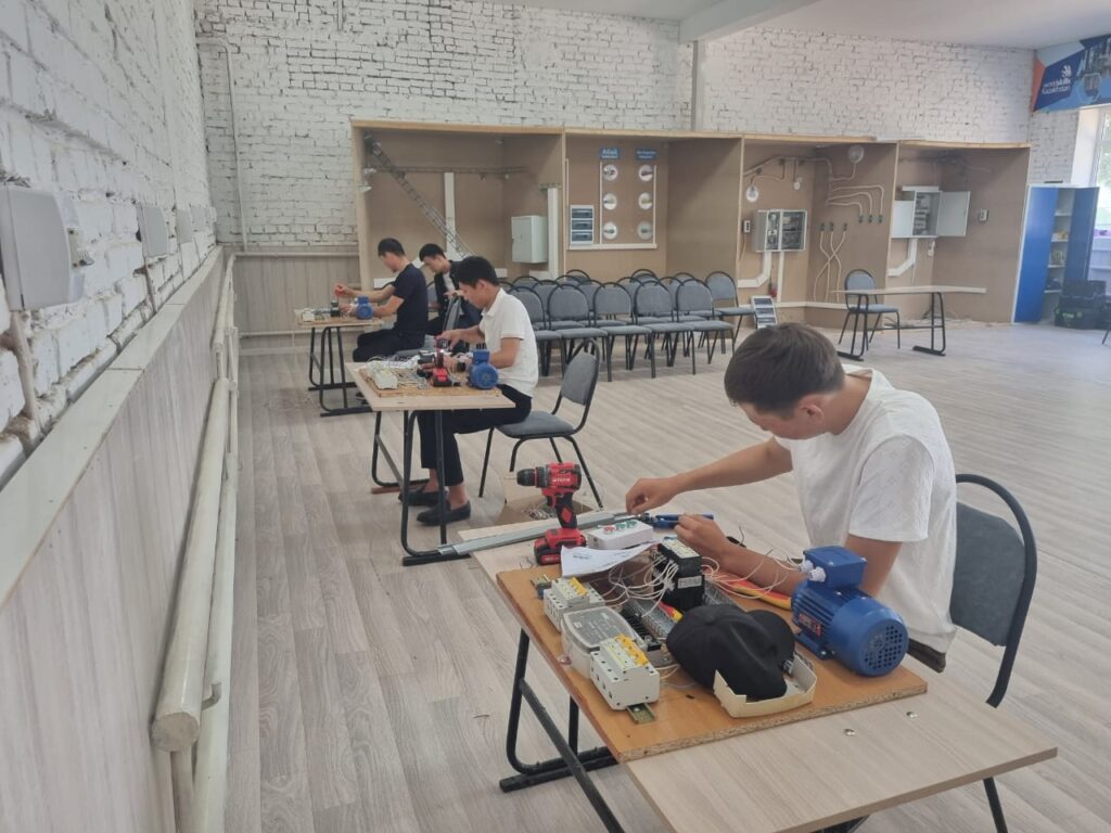 WhatsApp Image 2025-10-17 at 17.21.58 (1)