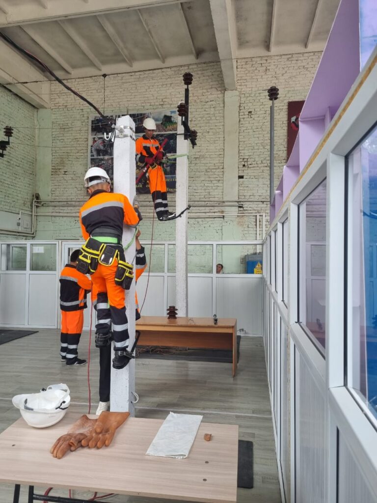 WhatsApp Image 2025-10-17 at 17.21.58 (2)